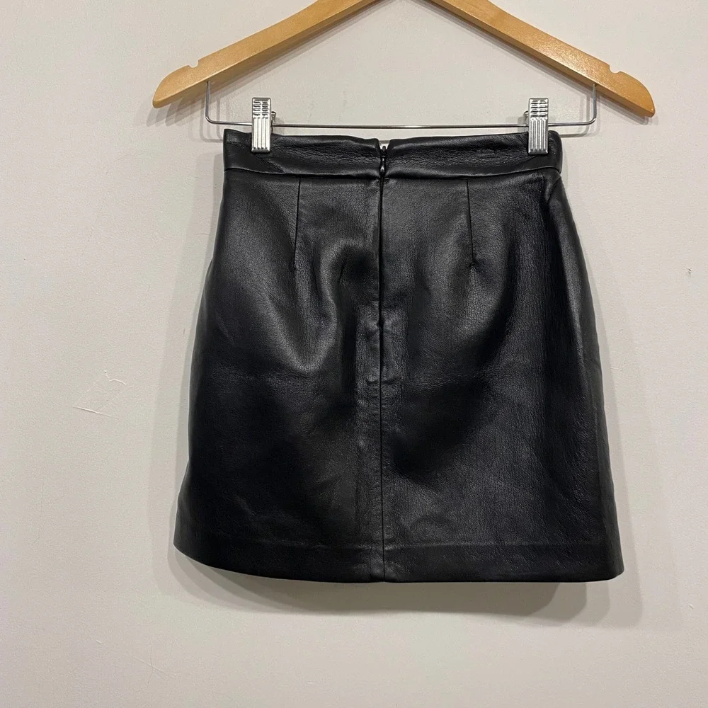 Aritzia Wilfred Patio Mini Skirt Black Faux‎ Leather Side Slit A-Line Size 00